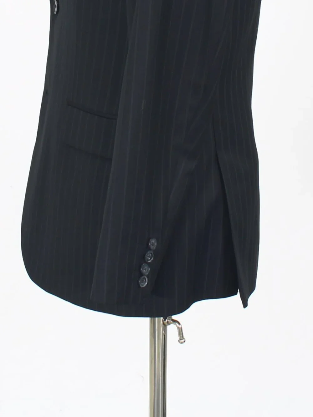 Express 40R 34x32 Black Full Suit 2-Button Stripe R706